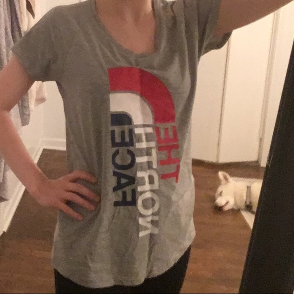 3 for 10 ☀️ north face red white and blue tee